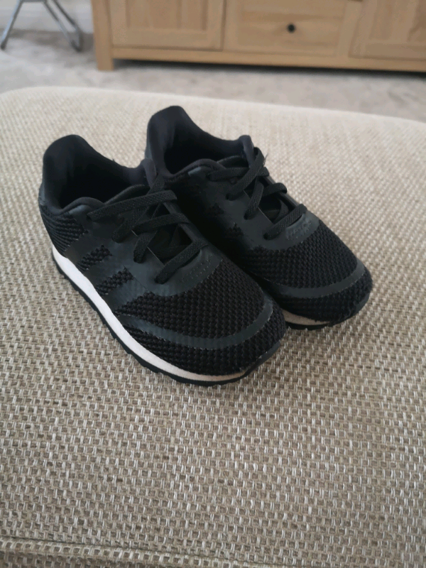 infant size 7 adidas trainers